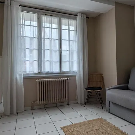 Apartment Knp Voltaire *