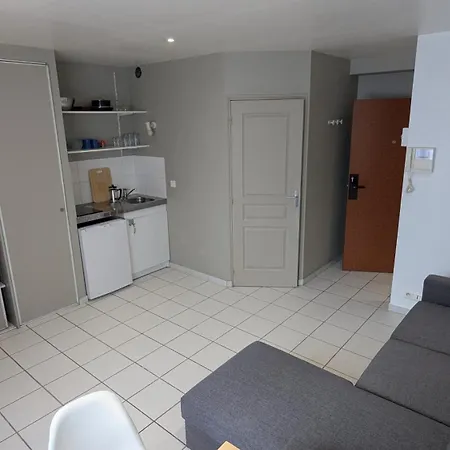 Knp Voltaire * Tours