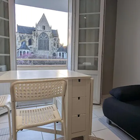 Knp Voltaire Apartment *